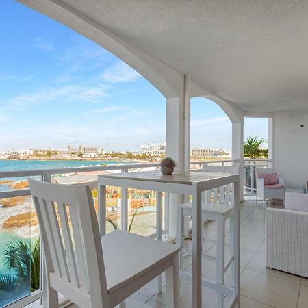 Maho Beach House - Grand Ocean Suite Exteriör bild