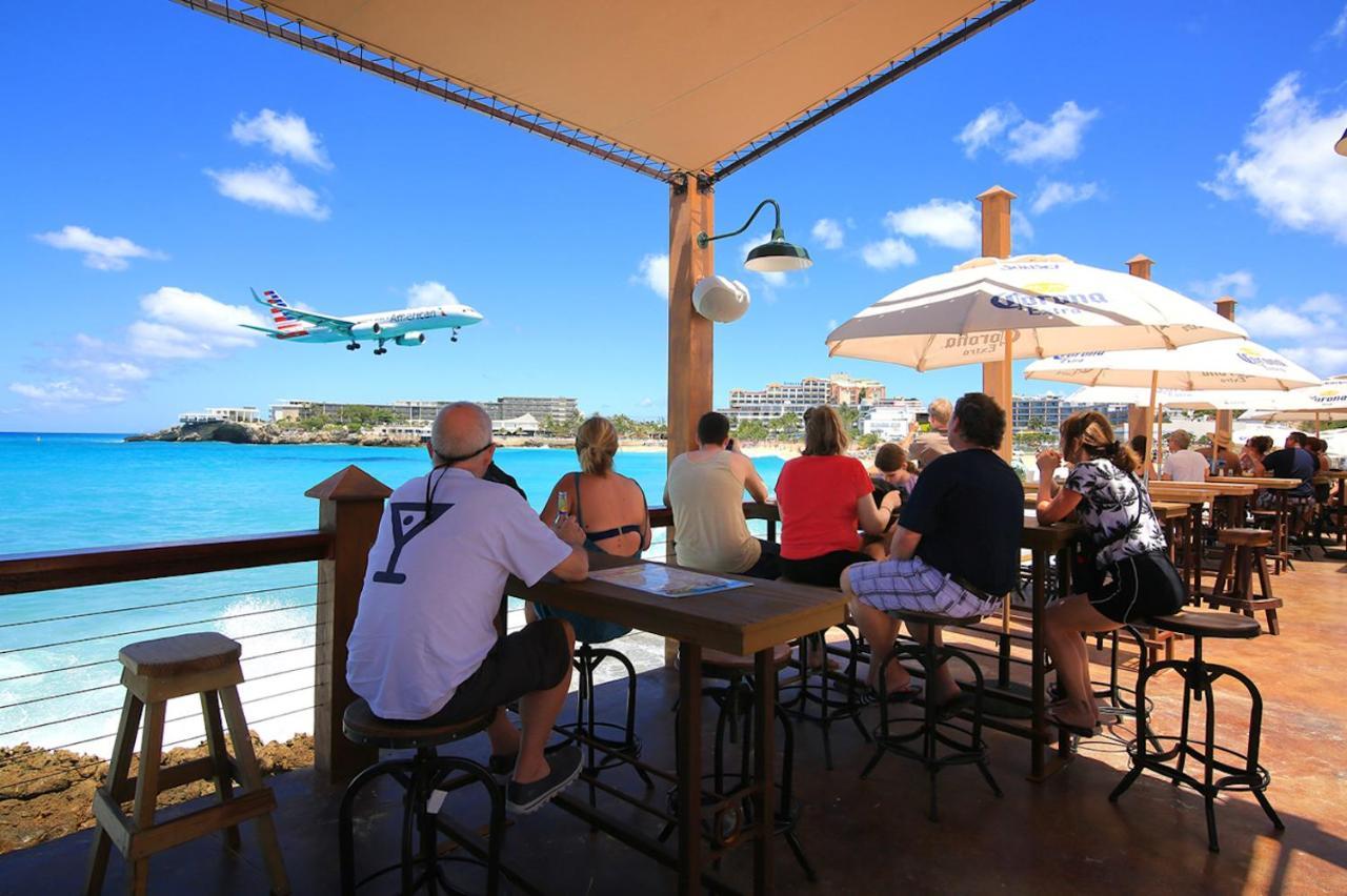 Maho Beach House - Grand Ocean Suite Exteriör bild
